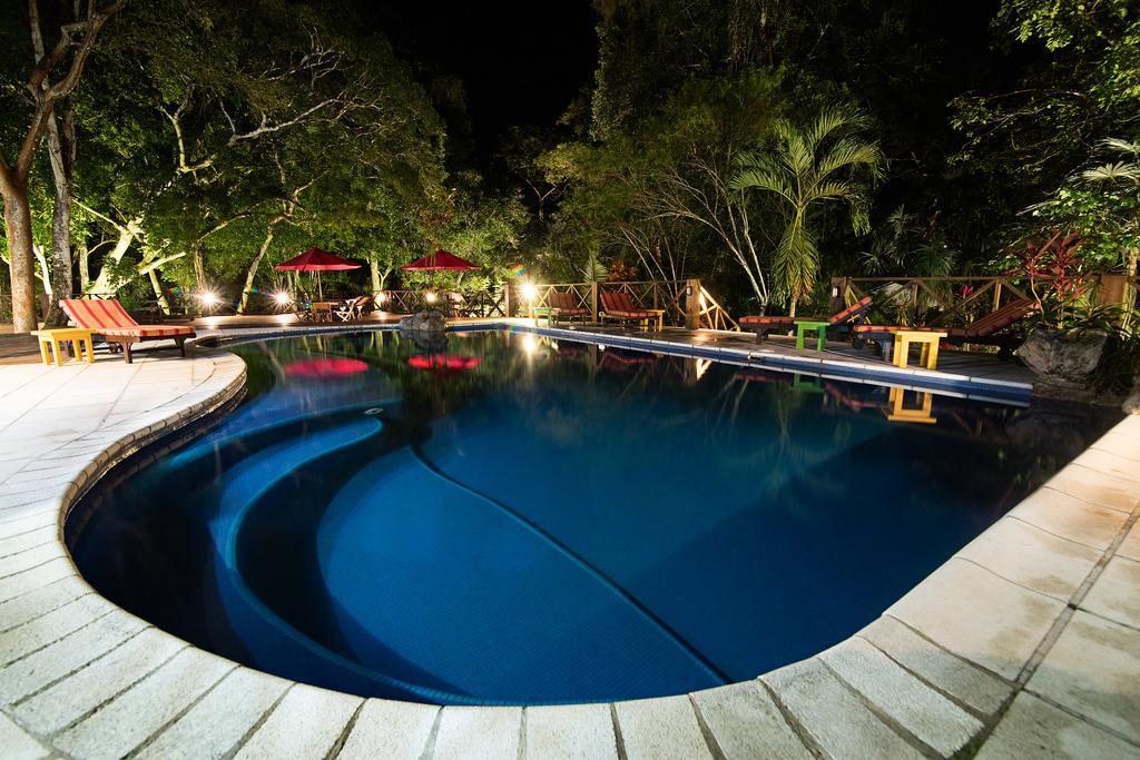 Jungle Lodge Tikal Hostal Экстерьер фото